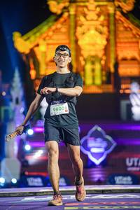 BIB: 9400
                            <button type="button" onclick="openModal(22646233)" class="btn btn-primary btn-sm float-right btn-popup" data-toggle="modal" data-target=".modal-high-quality">
                        <i class="fas fa-shopping-cart"></i> Add to Cart
                    </button>
                                            <button type="button" onclick="isThisMe(22646233, true)" class="btn btn-success btn-sm float-right btn-popup btn-isme hidden" data-toggle="tooltip" data-placement="bottom" title="นี่คือรูปของคุณใช่ไหม คลิกที่นี่เพื่อเอาเข้าอัลบั้ม">
                        <i class="fas fa-plus"></i> Add to album
                    </button>
                    <button type="button" onclick="isThisMe(22646233, false)" class="btn btn-warning btn-sm float-right btn-popup btn-isnotme hidden">
                        <i class="fas fa-ban"></i> Remove from album
                    </button>